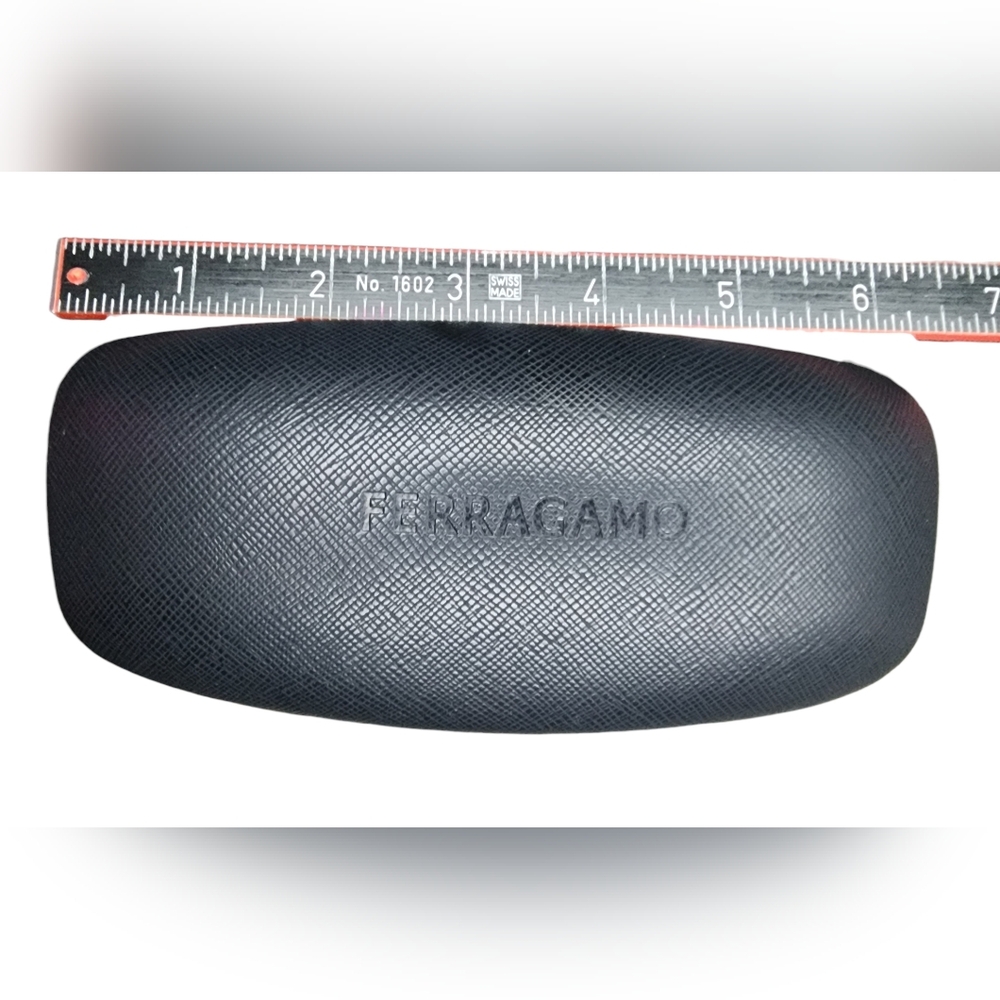 NWOT Salvatore Ferragamo Hard Sunglass Case W/Lense Wipe - Picture 4 of 5